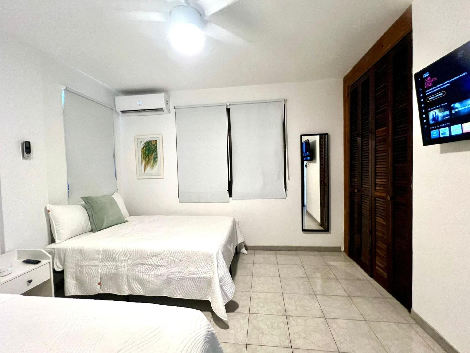 Trinitaria House Hotel ซานฮวน ภายนอก รูปภาพ